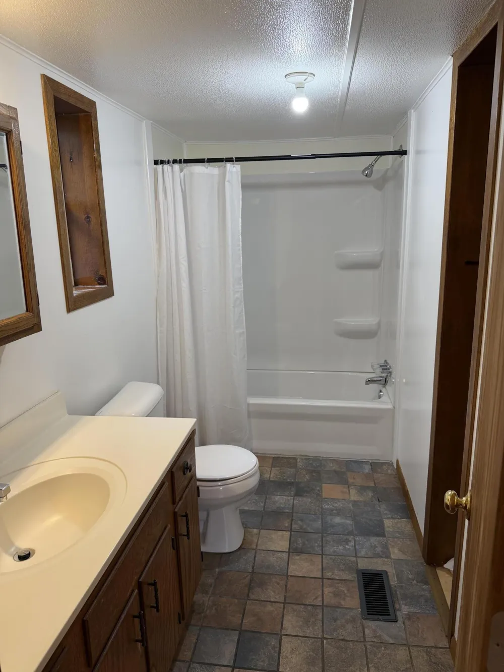 6637 White Road Muskegon, MI 49442