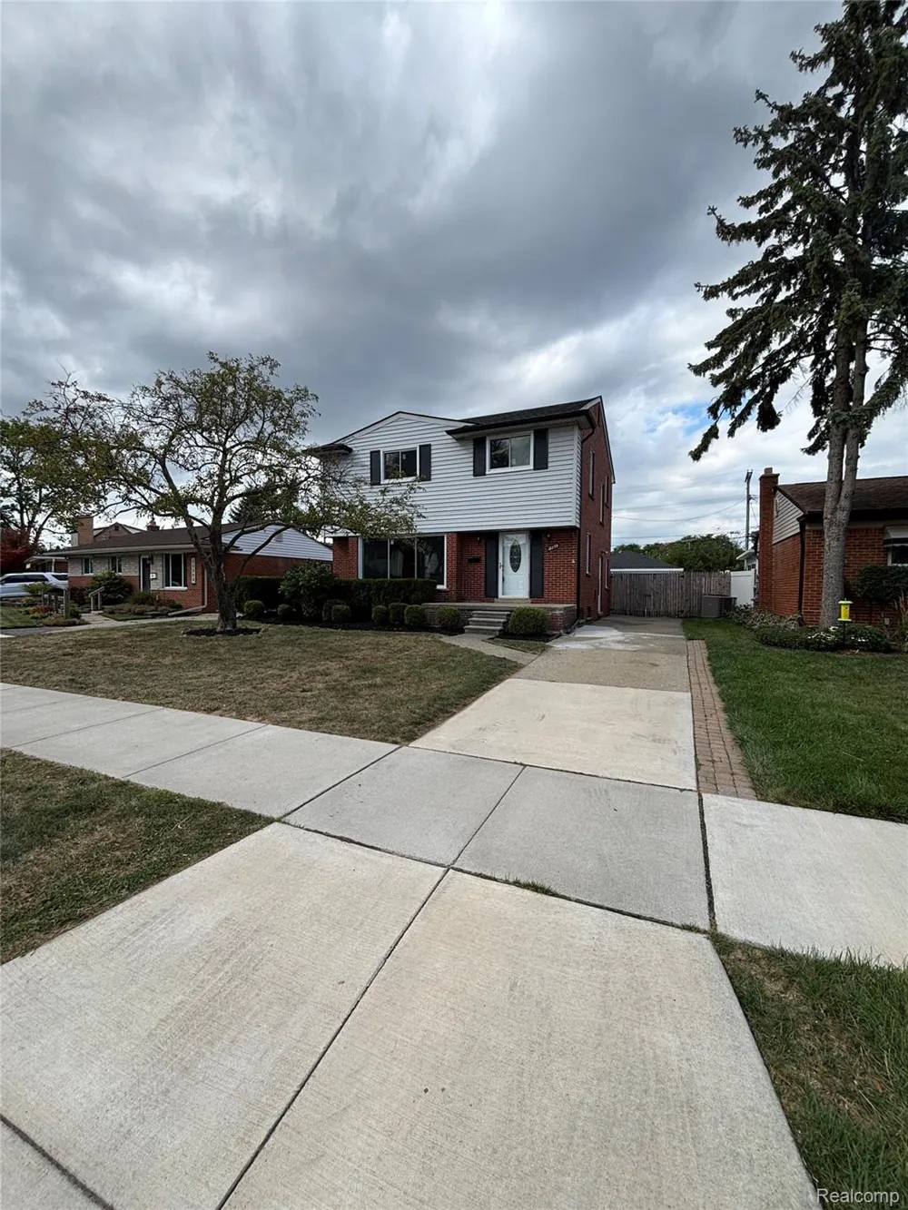 18259 Spring Court S Fraser City, MI 48026