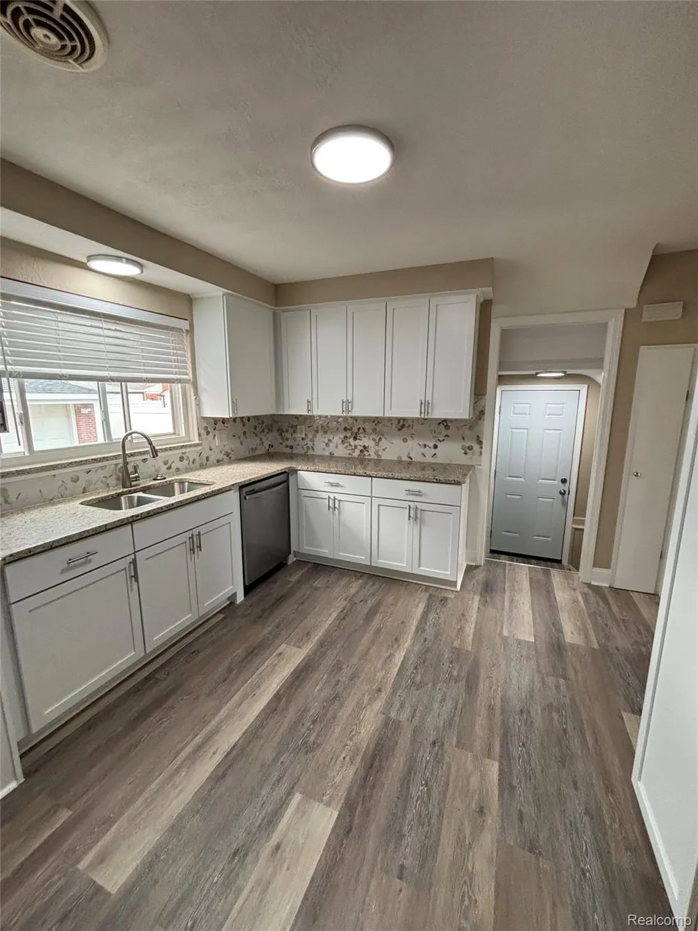 18259 Spring Court S Fraser City, MI 48026