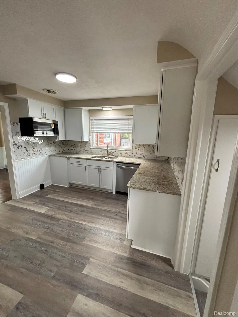 18259 Spring Court S Fraser City, MI 48026