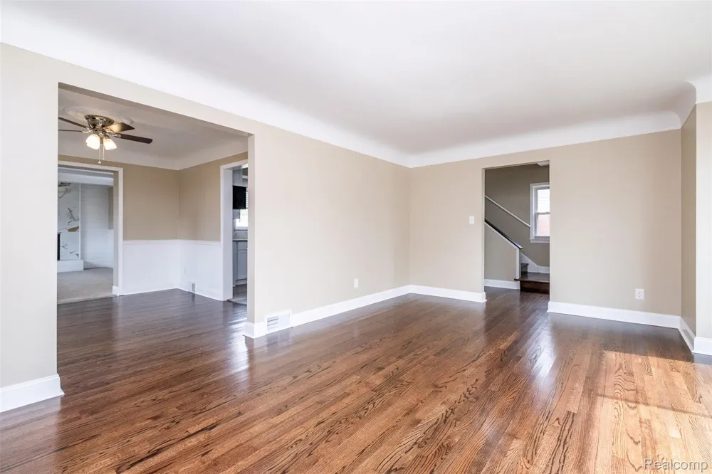 18259 Spring Court S Fraser City, MI 48026