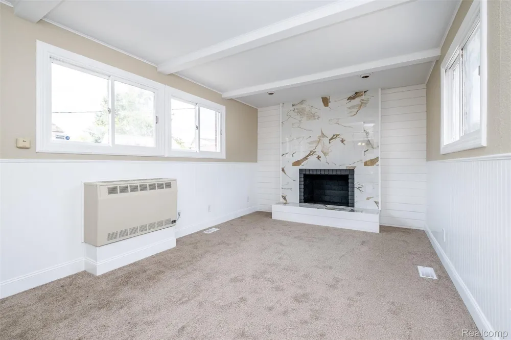 18259 Spring Court S Fraser City, MI 48026