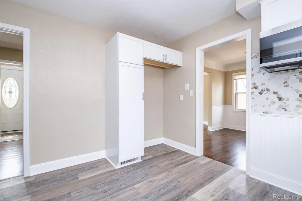 18259 Spring Court S Fraser City, MI 48026