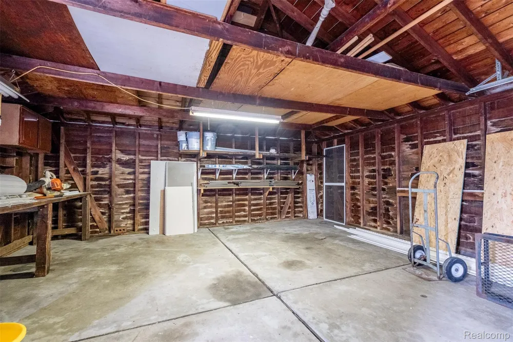 18259 Spring Court S Fraser City, MI 48026