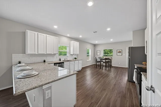 304 Saddle Dawn Cibolo, TX 78108