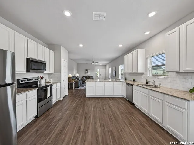 304 Saddle Dawn Cibolo, TX 78108
