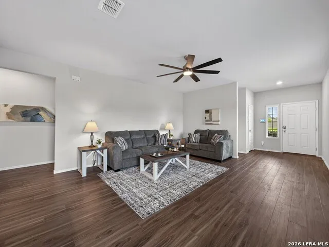 304 Saddle Dawn Cibolo, TX 78108