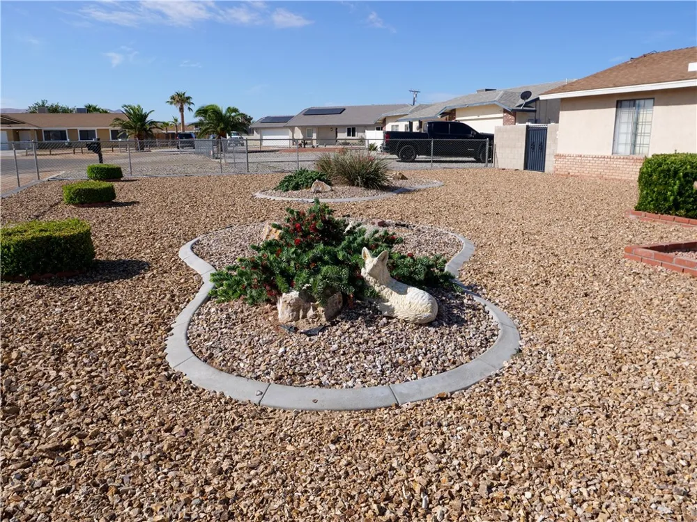 12760 Waynoka Apple Valley, CA 92308