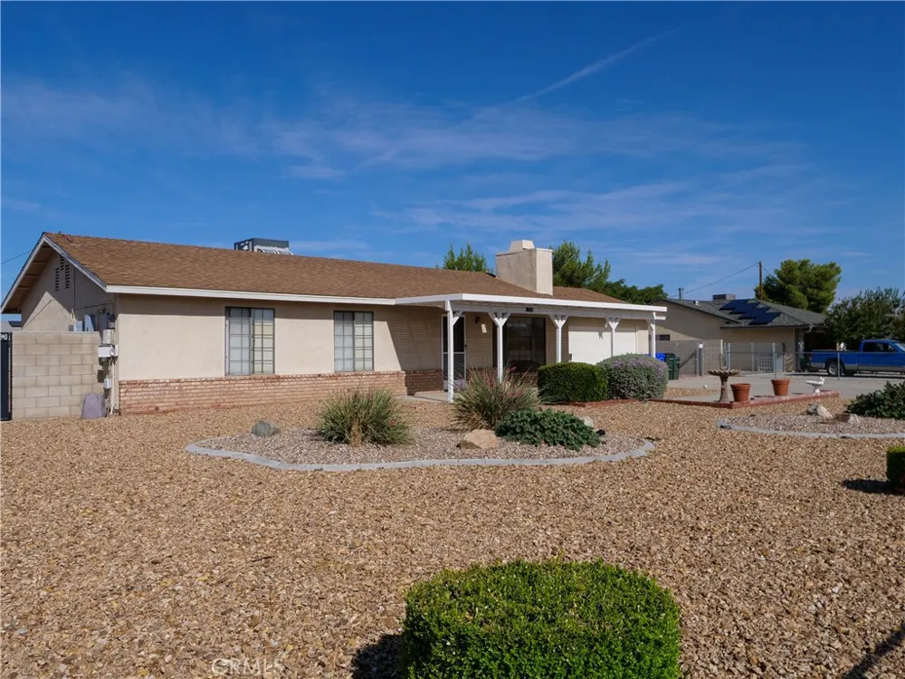 12760 Waynoka Apple Valley, CA 92308