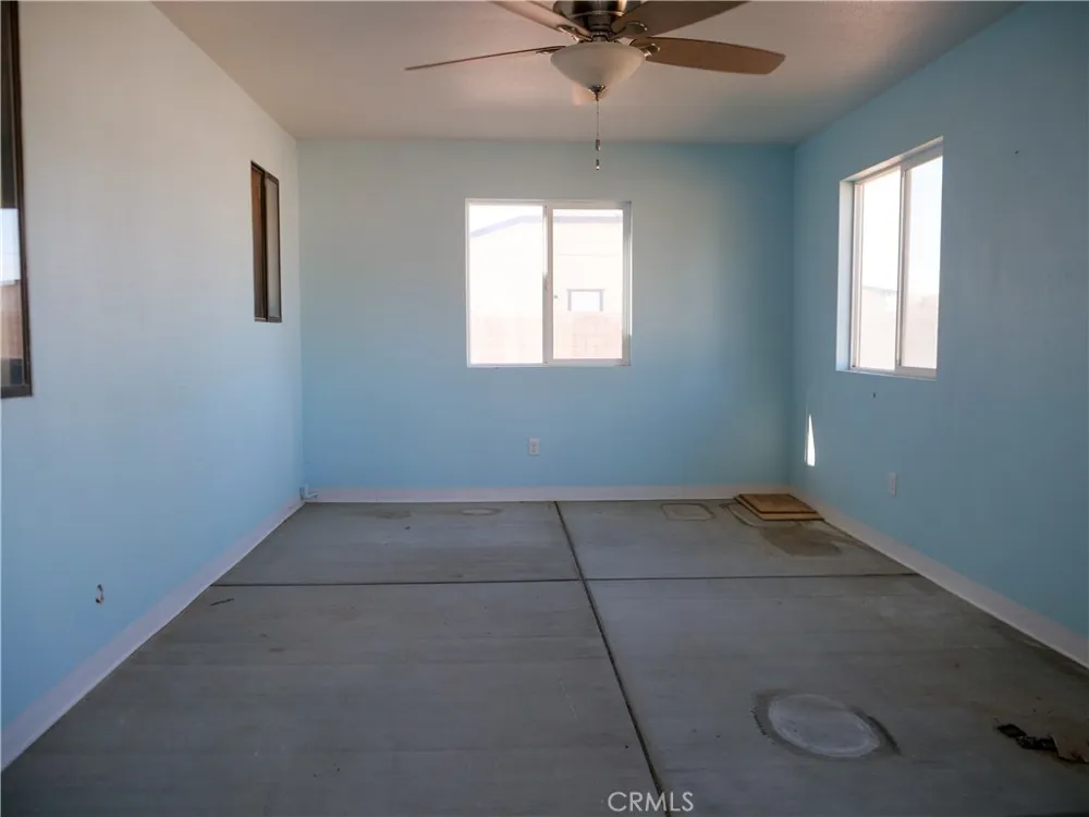 12760 Waynoka Apple Valley, CA 92308