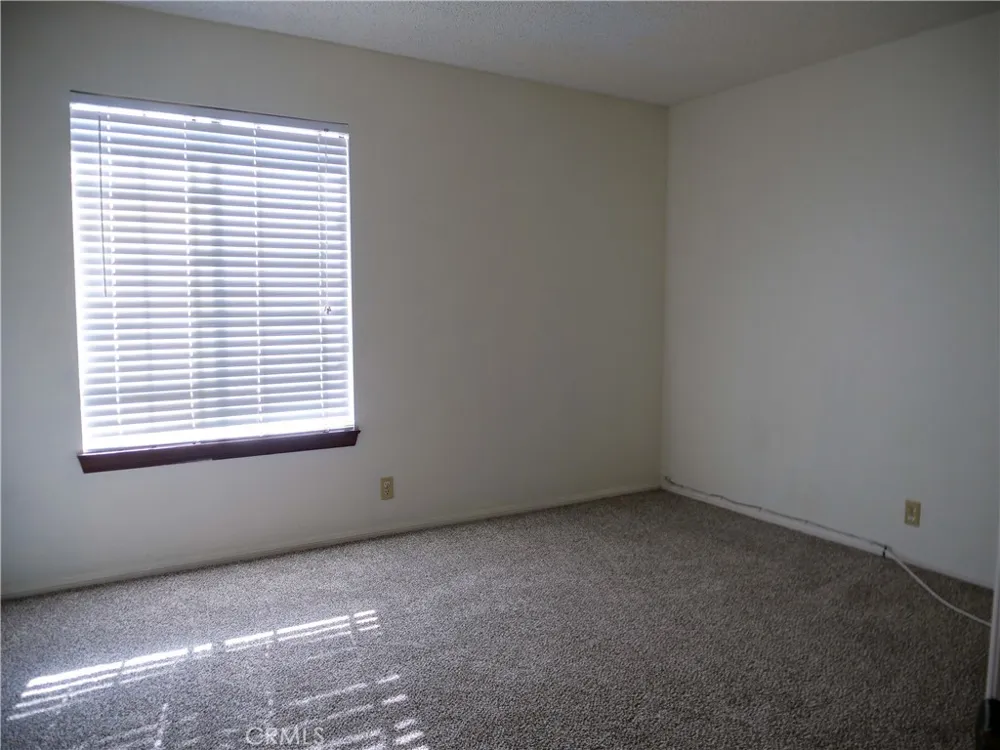 12760 Waynoka Apple Valley, CA 92308