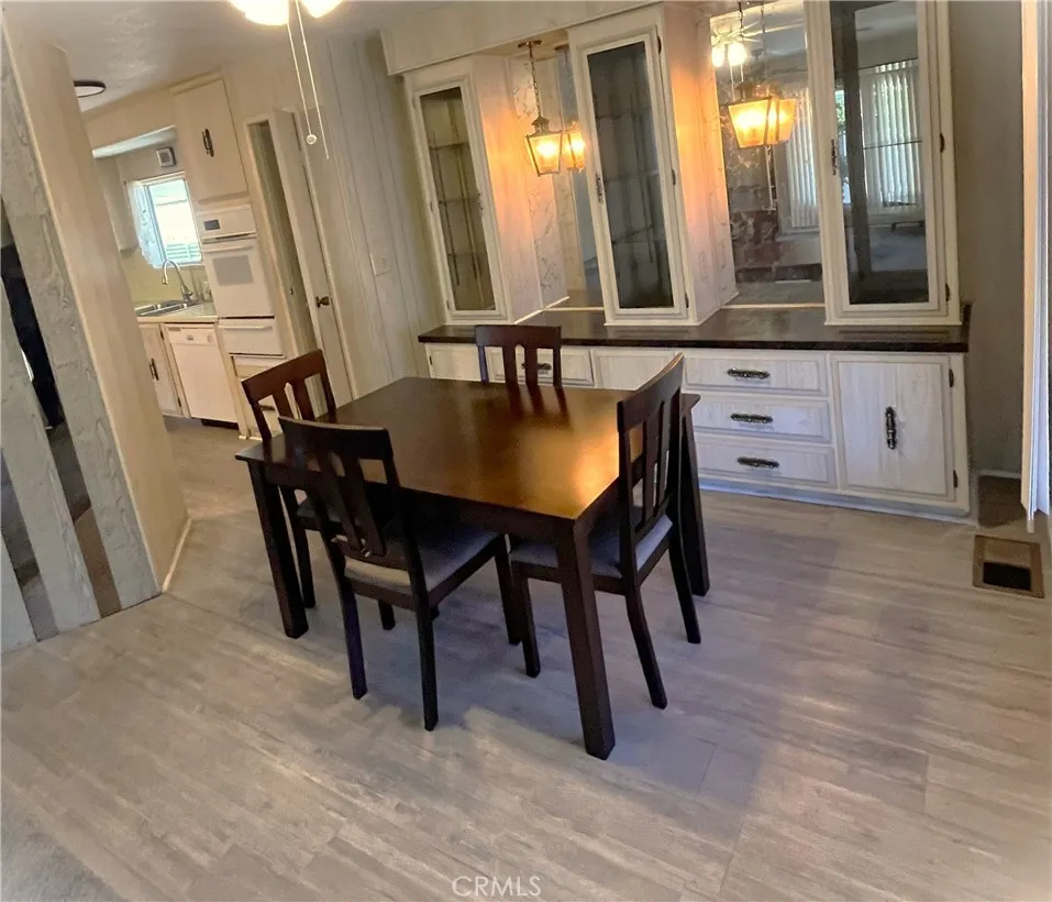9391 California Avenue #108 Riverside, CA 92503