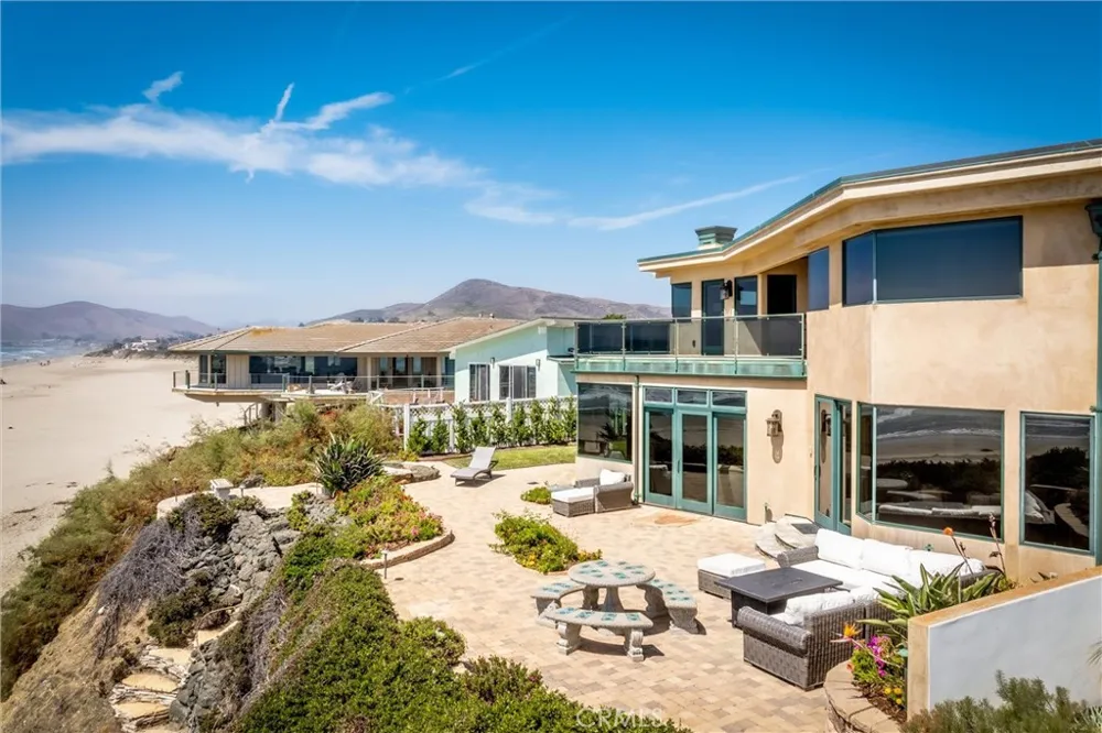 2618 Studio Drive Cayucos, CA 93430