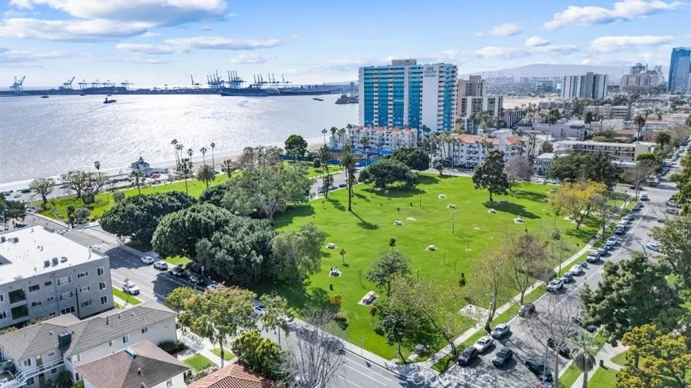 2230 E First Street Long Beach, CA 90803