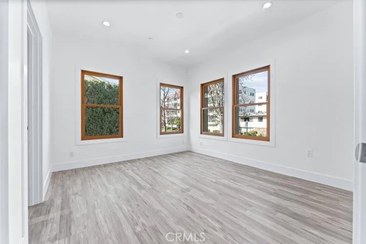 2230 E First Street Long Beach, CA 90803