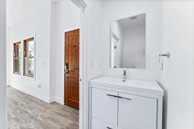 2230 E First Street Long Beach, CA 90803