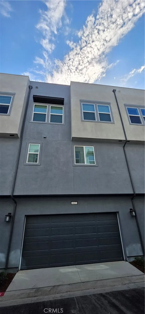 1835 Lychee Fullerton, CA 92835