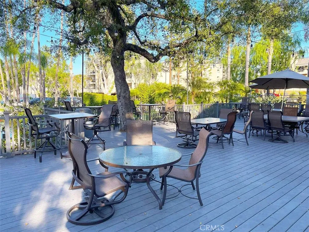 5515 Canoga Avenue #231 Woodland Hills, CA 91367