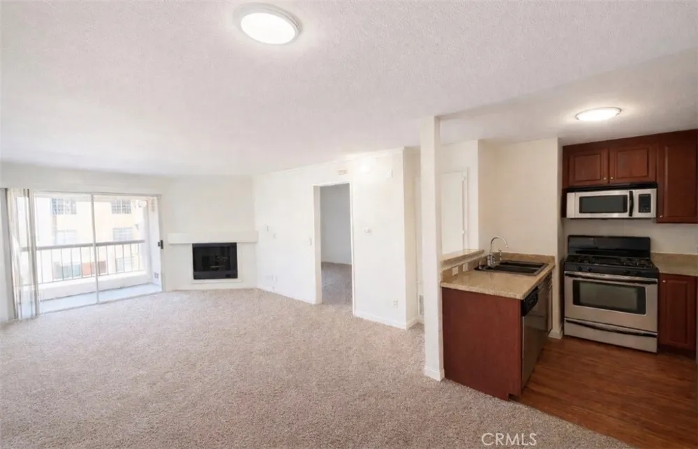 5515 Canoga Avenue #231 Woodland Hills, CA 91367