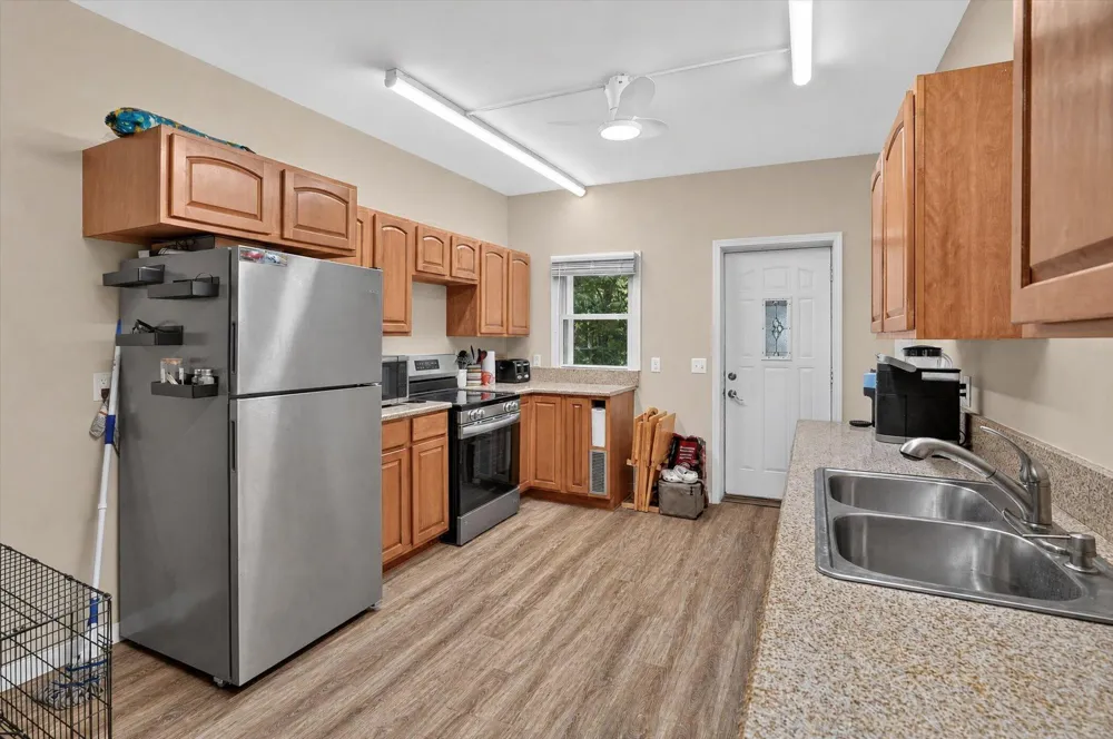 3192 W Michigan Avenue W Battle Creek, MI 49037