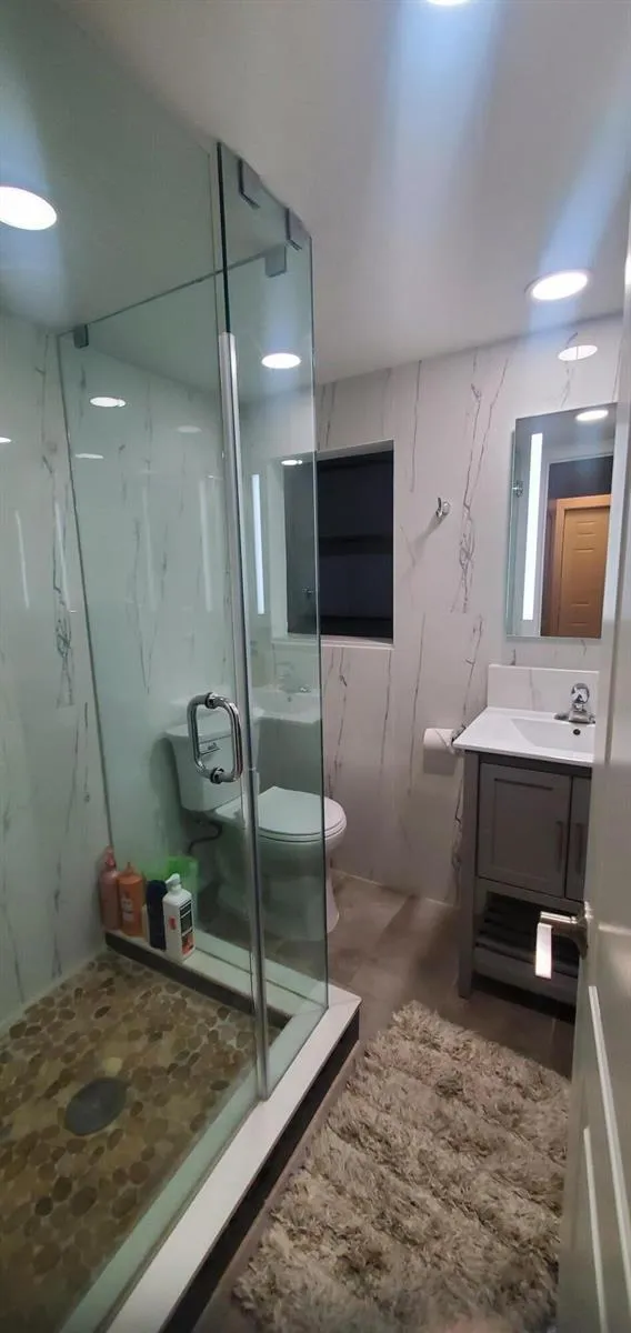 2009 SE 24 AVENUE Fort Lauderdale, FL 33316
