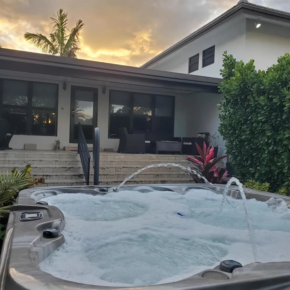 2009 SE 24 AVENUE Fort Lauderdale, FL 33316