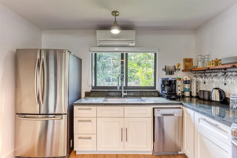 2009 SE 24 AVENUE Fort Lauderdale, FL 33316