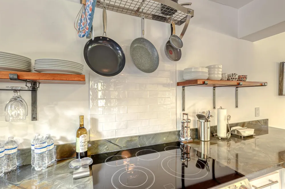 2009 SE 24 AVENUE Fort Lauderdale, FL 33316