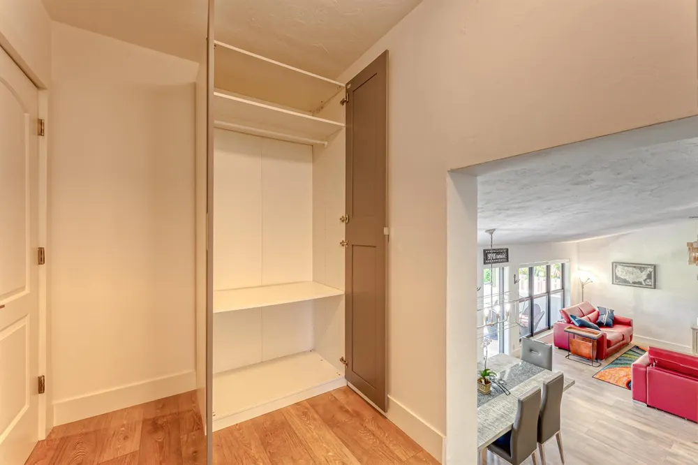 2009 SE 24 AVENUE Fort Lauderdale, FL 33316