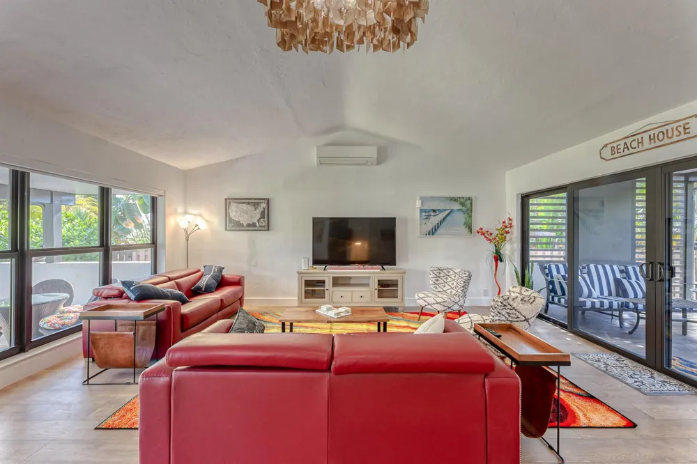 2009 SE 24 AVENUE Fort Lauderdale, FL 33316