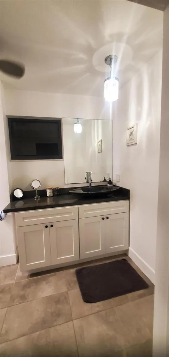 2009 SE 24 AVENUE Fort Lauderdale, FL 33316
