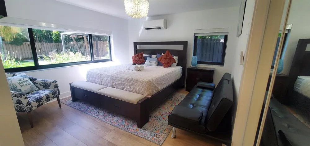 2009 SE 24 AVENUE Fort Lauderdale, FL 33316