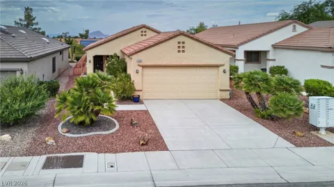 2118 Desert Woods Drive
