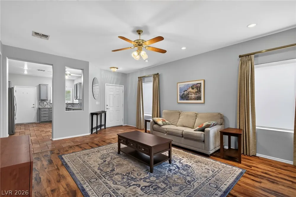 2118 Desert Woods Drive Henderson, NV 89012