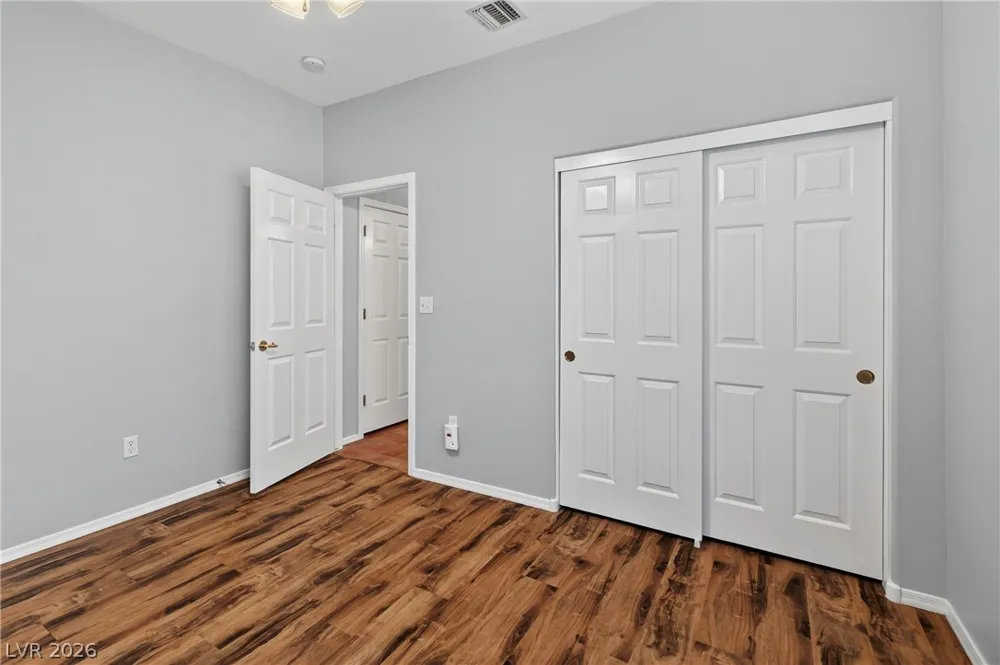 2118 Desert Woods Drive Henderson, NV 89012
