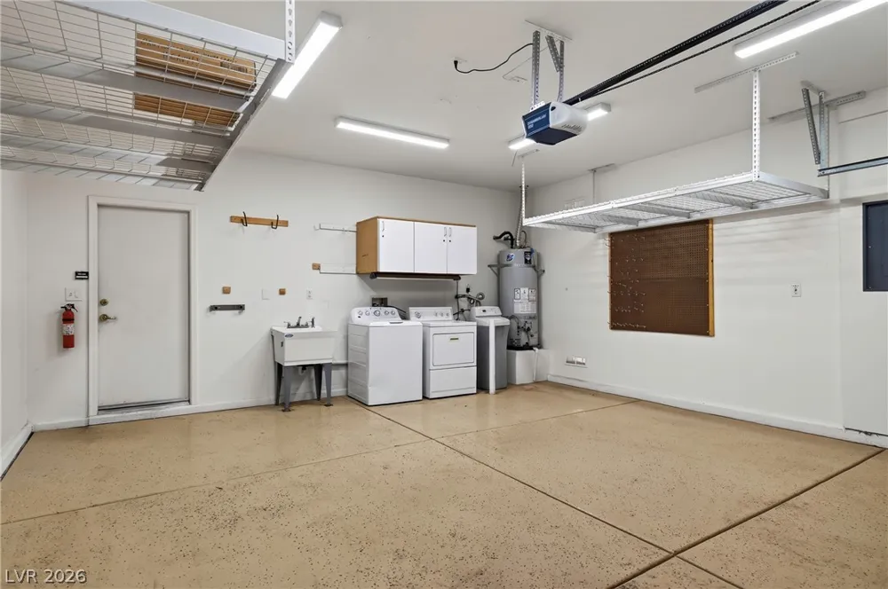 2118 Desert Woods Drive Henderson, NV 89012