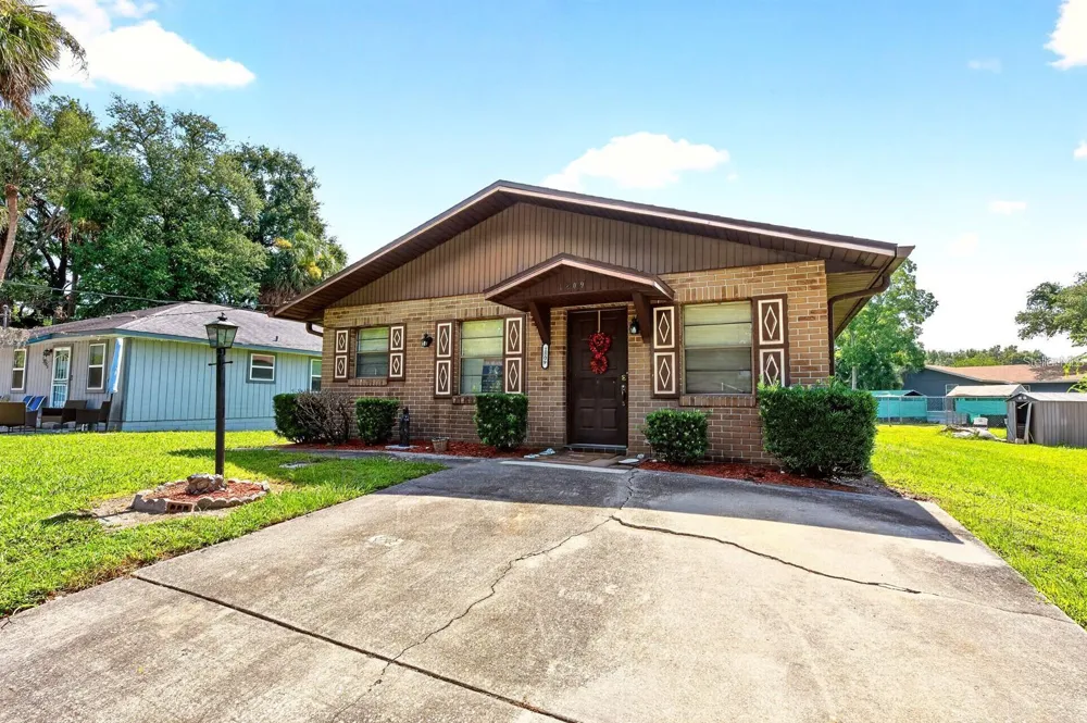 1809 STRICKLAND AVE. AVENUE Sanford, FL 32771