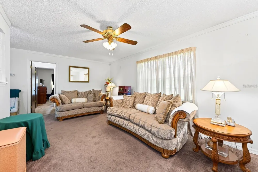 1809 STRICKLAND AVE. AVENUE Sanford, FL 32771