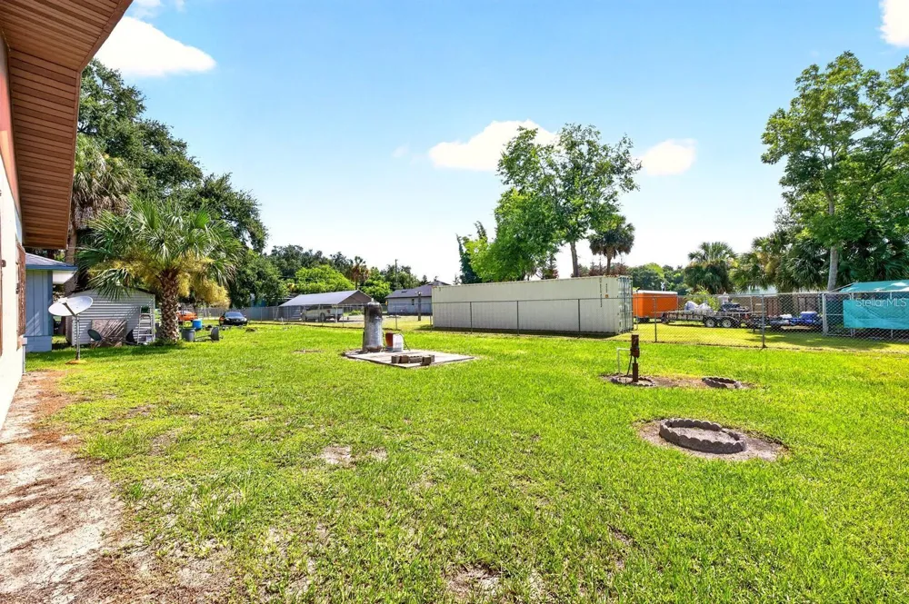 1809 STRICKLAND AVE. AVENUE Sanford, FL 32771