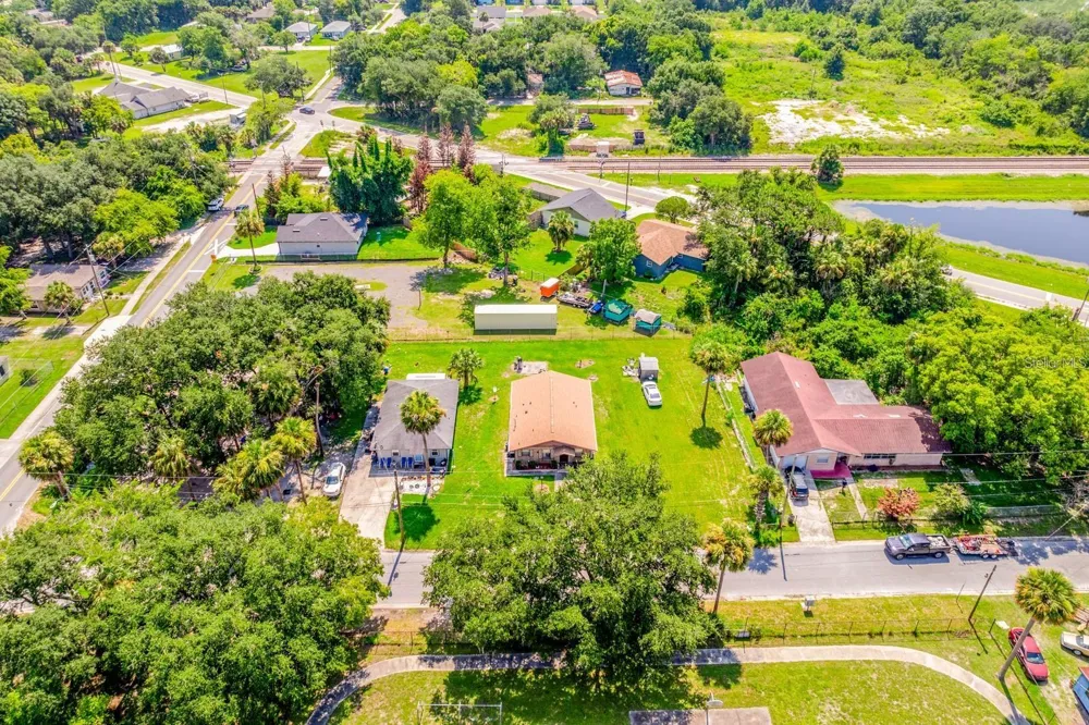 1809 STRICKLAND AVE. AVENUE Sanford, FL 32771