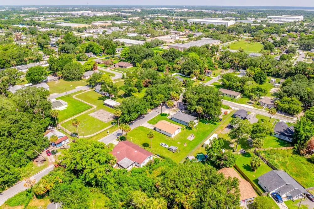 1809 STRICKLAND AVE. AVENUE Sanford, FL 32771
