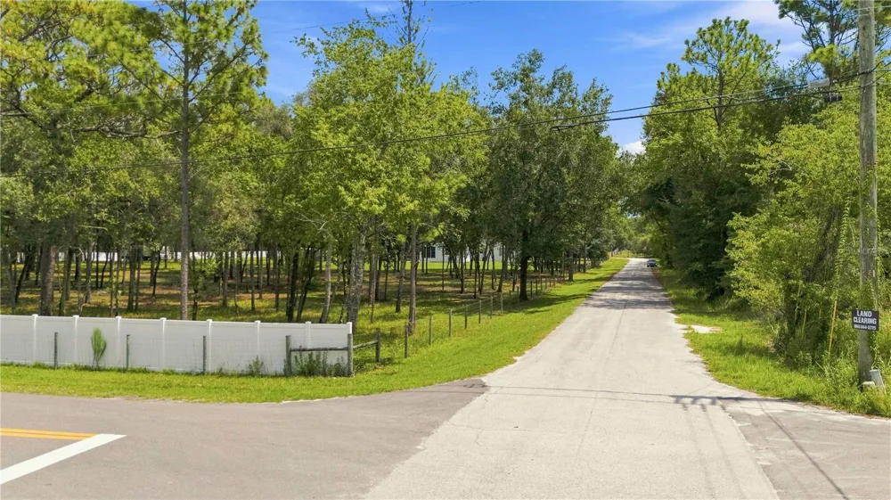 14313 HIGHGROVE ROAD Brooksville, FL 34609