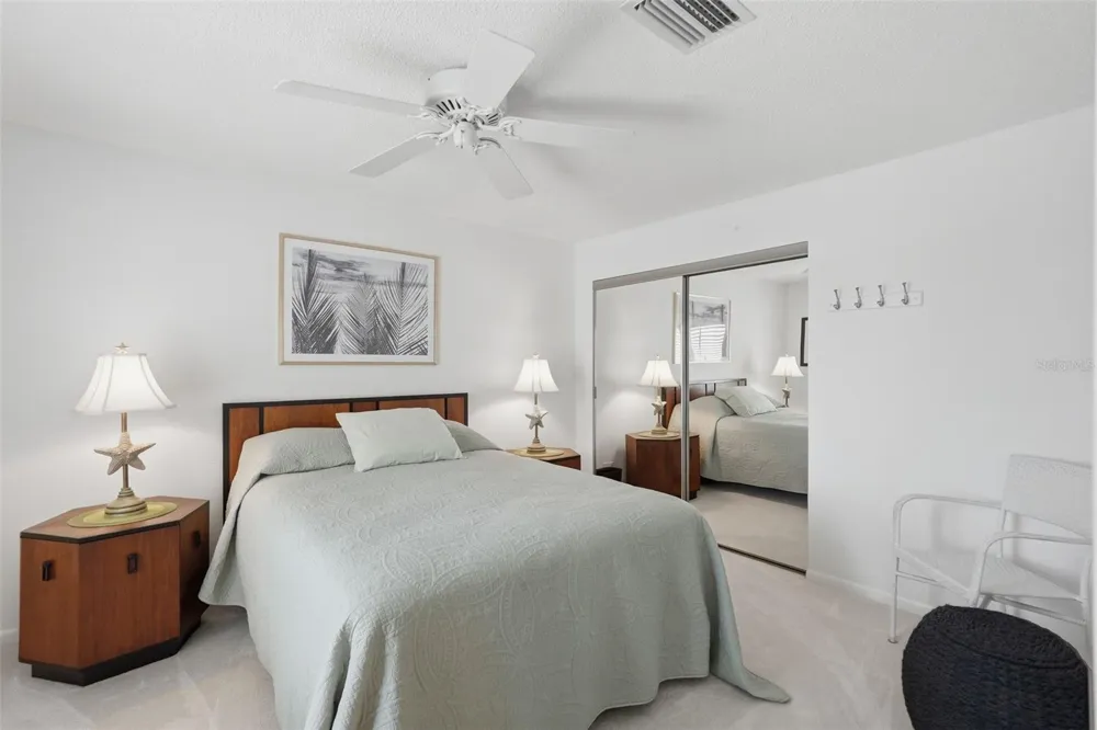 5619 ESCONDIDA BOULEVARD S St Petersburg, FL 33715
