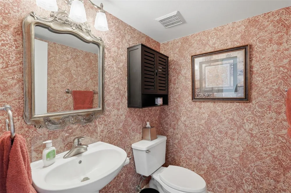 5619 ESCONDIDA BOULEVARD S St Petersburg, FL 33715