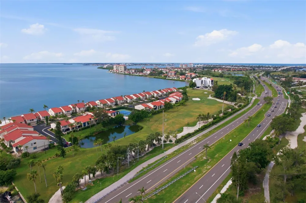 5619 ESCONDIDA BOULEVARD S St Petersburg, FL 33715
