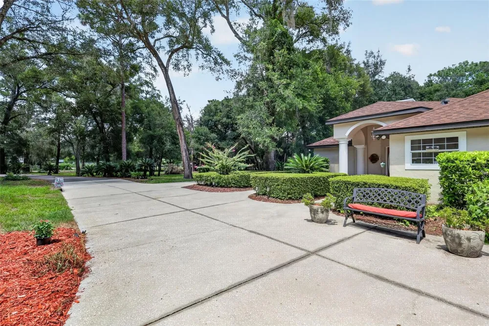 35350 COUNTY ROAD 439 Eustis, FL 32736