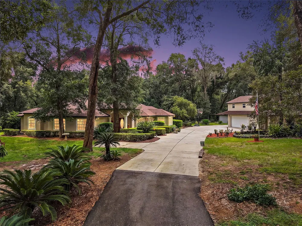35350 COUNTY ROAD 439 Eustis, FL 32736