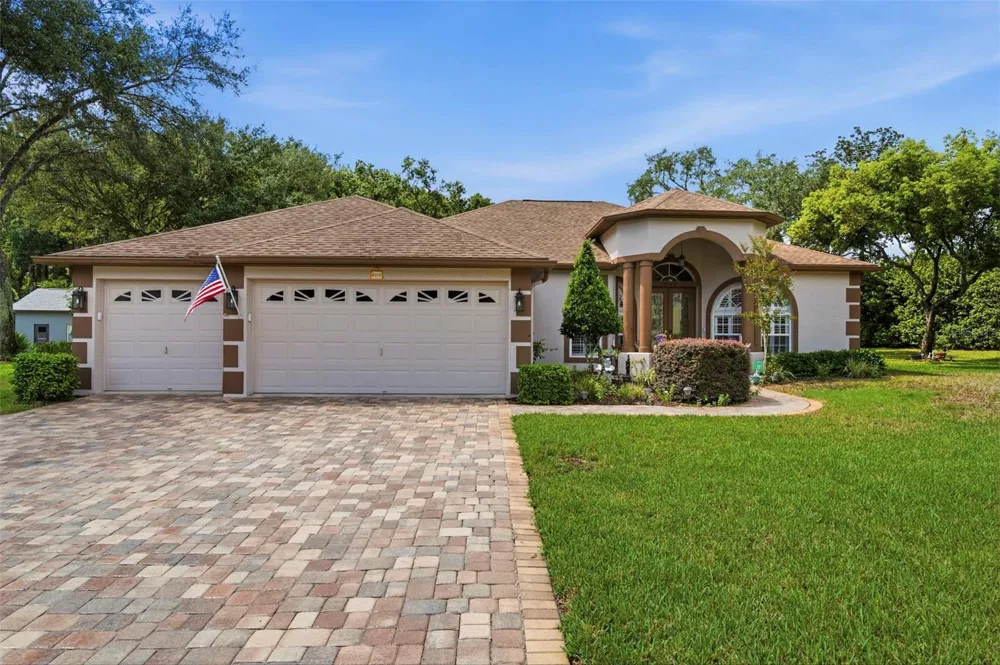 10531 MIRACLE LANE New Port Richey, FL 34654