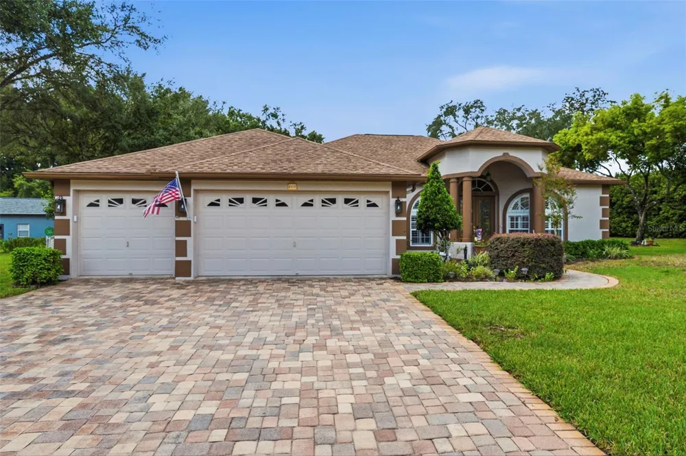 10531 MIRACLE LANE New Port Richey, FL 34654