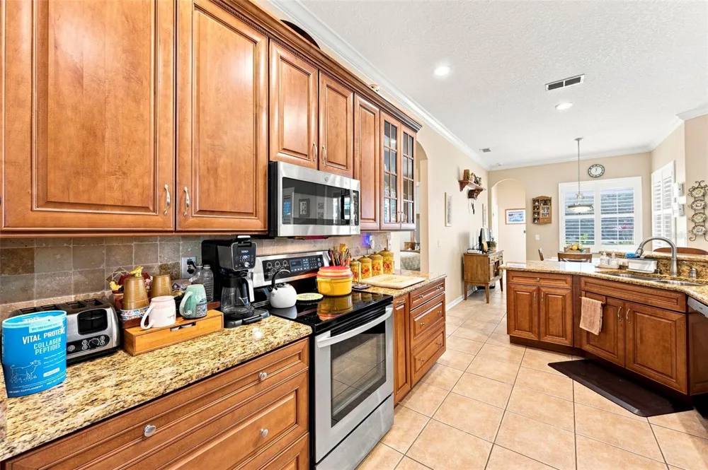 10531 MIRACLE LANE New Port Richey, FL 34654